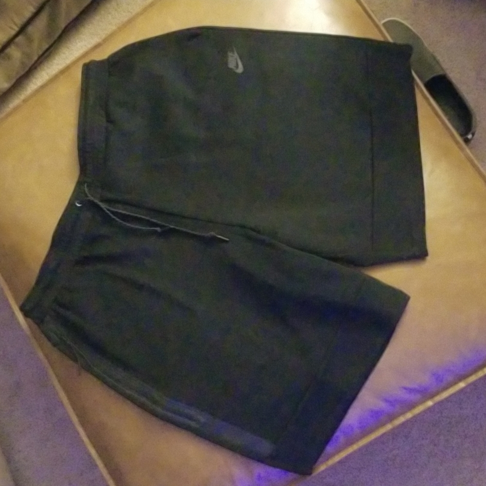3XL Nike Tapered black shorts